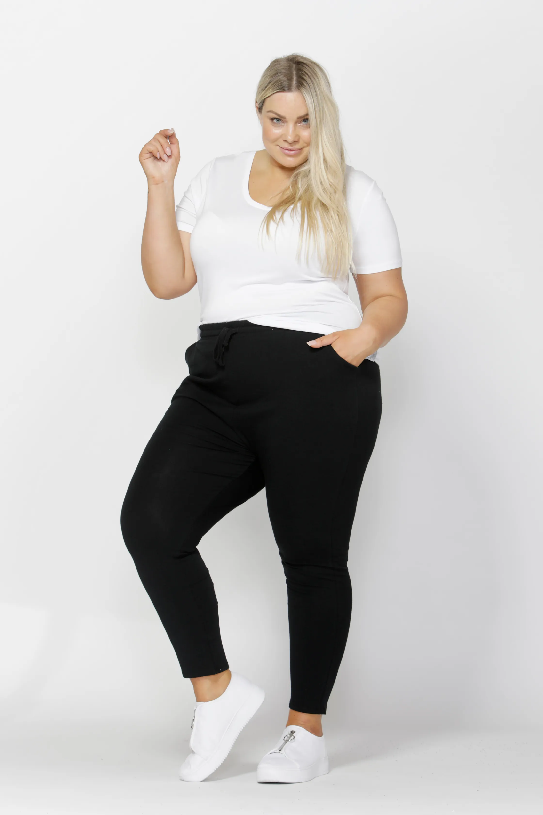 JADE PANT - Black