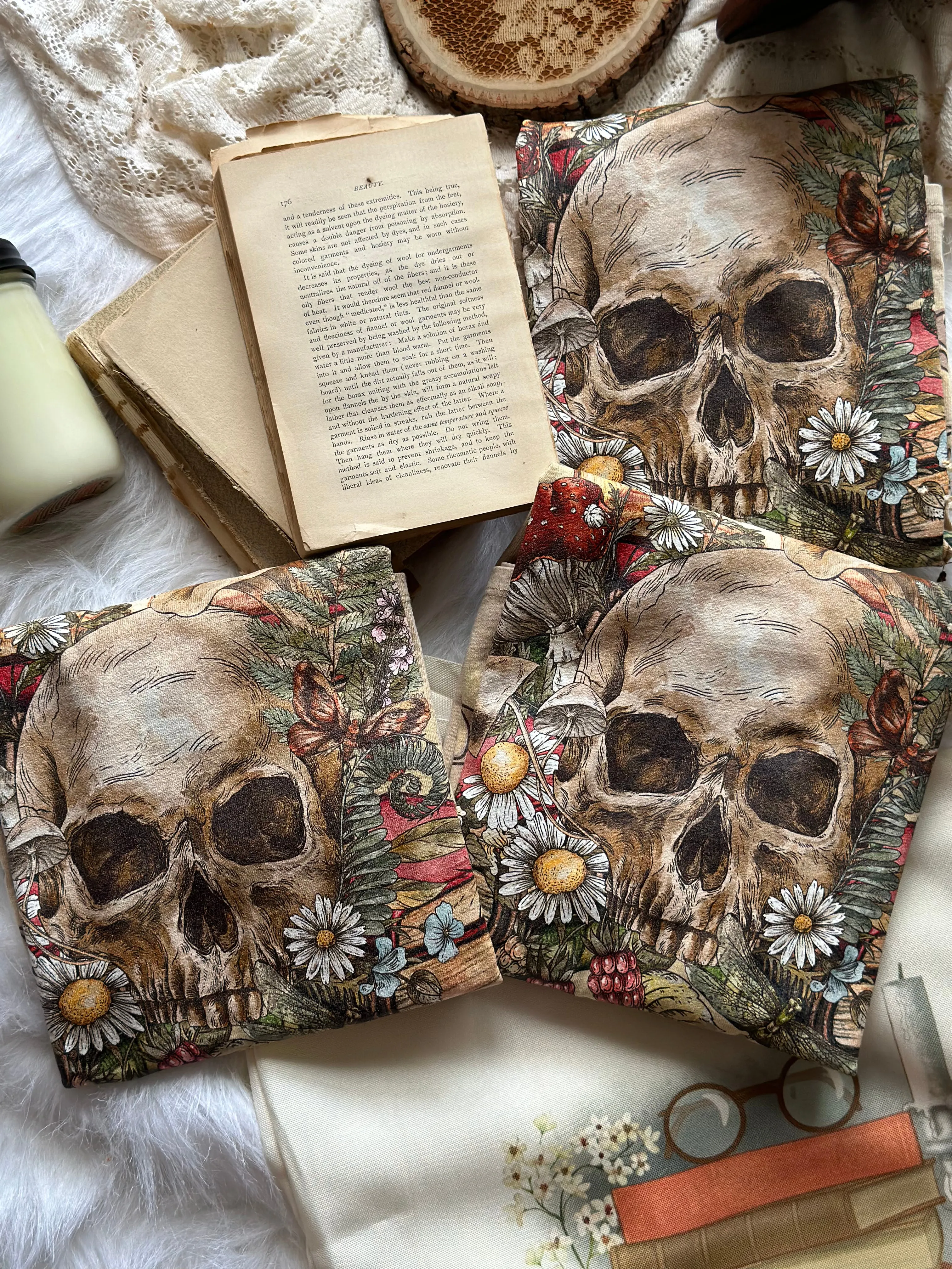 Long Live Old Books baggy tee